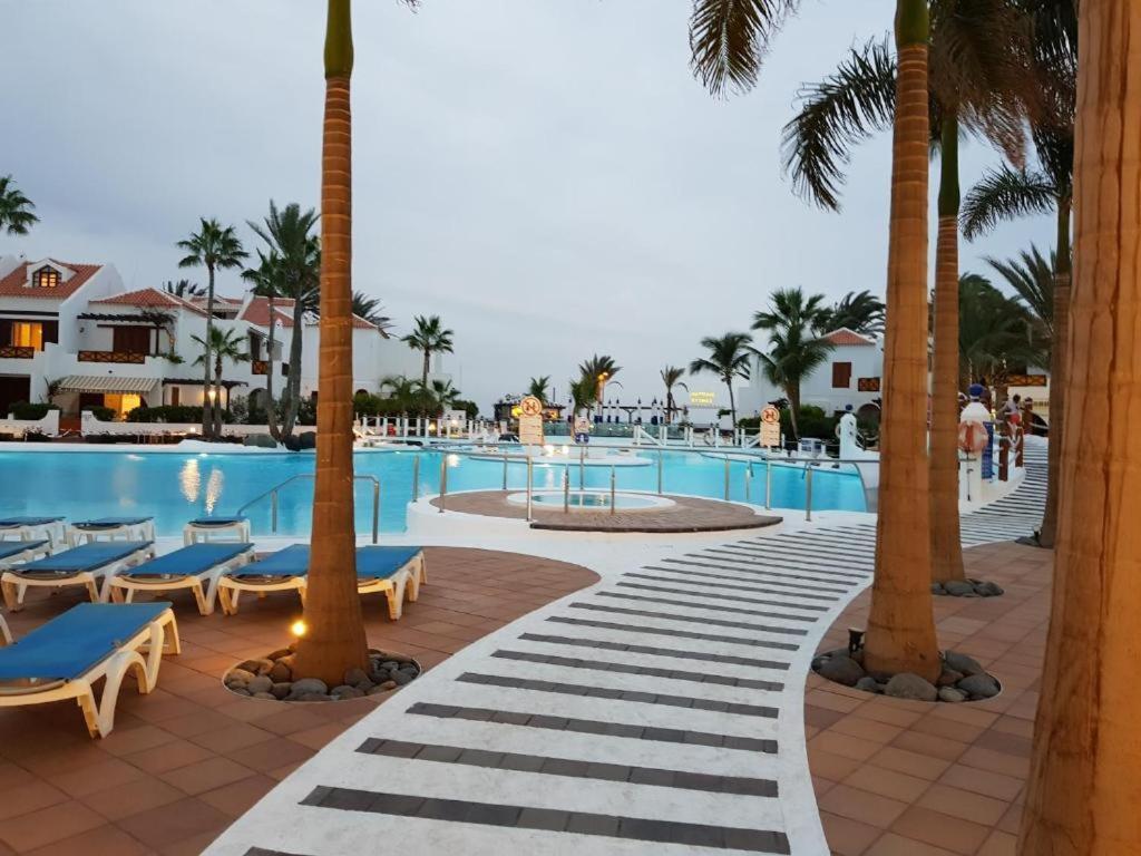 Parque Santiago 3 Luxery Apartment, Playa Las Americas, Arona, Tenerife ปลายาเดลาสอเมริกาส ภายนอก รูปภาพ